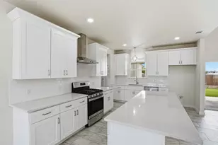 532 Highview Ct, Godley, TX 76044 - Photo 9