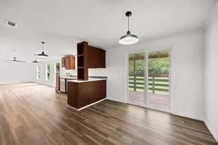 917 Green Blackman Rd, Kilgore, TX 75662 - Photo 9