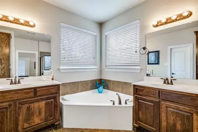 817 Deer Ridge Trail, McKinney, TX 75072 - Photo 15