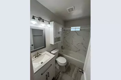 10638 Newcombe Drive, Dallas, TX 75228 - Photo 17