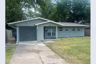 1982 Oak Hill Circle, Dallas, TX 75217 - Photo 1