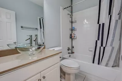 9718 Wolf Creek Drive, Irving, TX 75063 - Photo 5