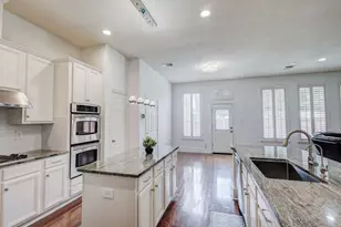 9718 Wolf Creek Dr, Irving, TX 75063 - Photo 1
