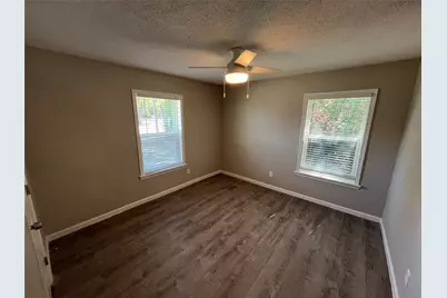12904 Mitchell Drive, Balch Springs, TX 75180 - Photo 11