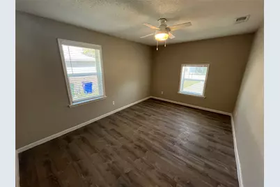12904 Mitchell Drive, Balch Springs, TX 75180 - Photo 9