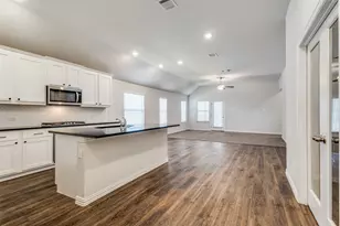 1024 Embers Ln, Denton, TX 76201 - Photo 7
