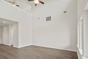 9115 Prairie Run Ln, Garland, TX 75043 - Photo 11