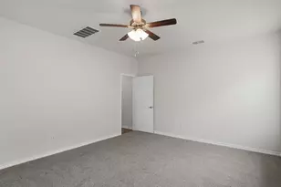 9115 Prairie Run Ln, Garland, TX 75043 - Photo 15