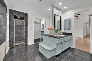 9511 Robin Meadow Dr, Dallas, TX 75243 - Photo 25