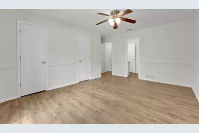 9511 Robin Meadow Drive, Dallas, TX 75243 - Photo 33