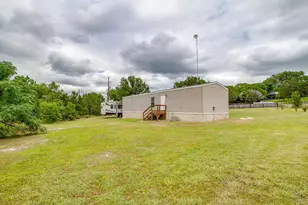 2708 Frontier Trail, Granbury, TX 76048 - Photo 23