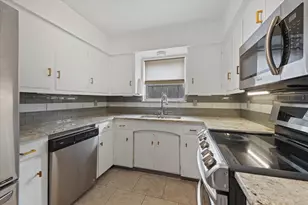 1426 Lexington Dr, Garland, TX 75041 - Photo 7