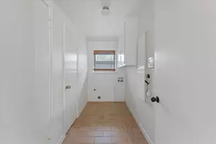 1426 Lexington Dr, Garland, TX 75041 - Photo 17