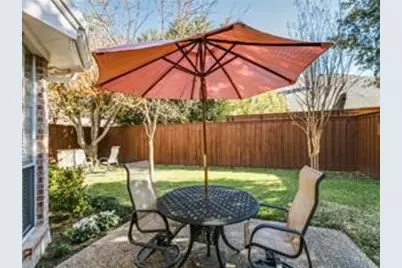 7926 Enclave Way, Dallas, TX 75218 - Photo 17