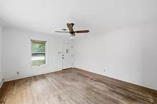 903 S Harrison St, McGregor, TX 76657 - Photo 3