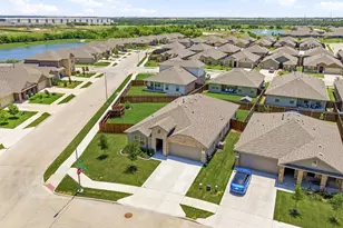 601 Emmons Crk St, Justin, TX 76247 - Photo 3