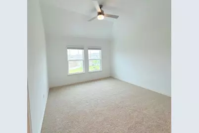 5328 Springlake Parkway, Haltom City, TX 76117 - Photo 9