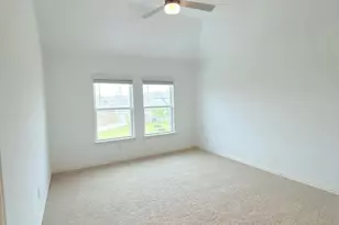 5328 Springlake Pkwy, Haltom City, TX 76117 - Photo 9