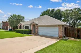 2612 Fountainview Dr, Corinth, TX 76210 - Photo 3
