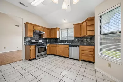 2612 Fountainview Drive, Corinth, TX 76210 - Photo 11