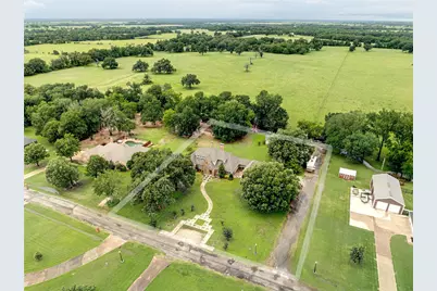 912 Walnut Creek Drive, Fairfield, TX 75840 - Photo 3
