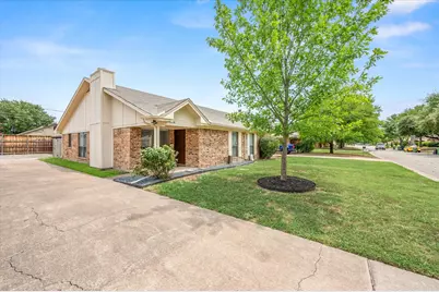 5718 Cancun Drive, North Richland Hills, TX 76180 - Photo 33