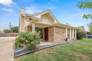 5718 Cancun Dr, North Richland Hills, TX 76180 - Photo 1