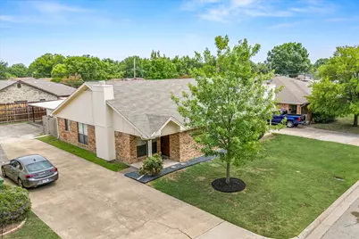 5718 Cancun Drive, North Richland Hills, TX 76180 - Photo 5