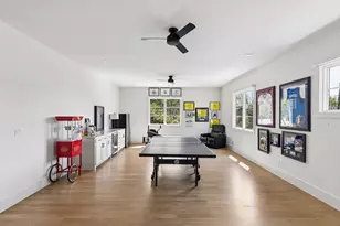 8427 Midway Rd, Dallas, TX 75209 - Photo 15