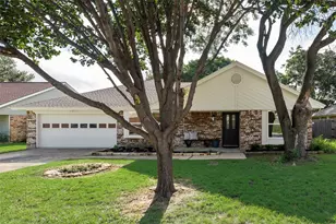 577 Bluebonnet Dr, Keller, TX 76248 - Photo 3