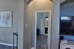 604 Cedarview Dr, Garland, TX 75040 - Photo 11