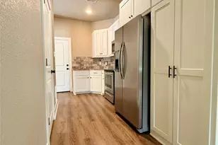 1008 Halsell St, Bridgeport, TX 76426 - Photo 3