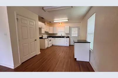 3203 Echo Trail, Granbury, TX 76049 - Photo 11