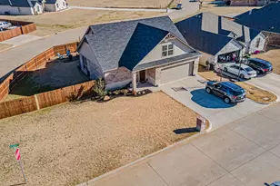 813 Acadia Ct, Tolar, TX 76476 - Photo 1
