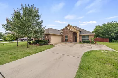 1409 Hidden Creek Drive, Royse City, TX 75189 - Photo 3