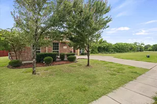 1409 Hiddencreek Dr, Royse City, TX 75189 - Photo 5