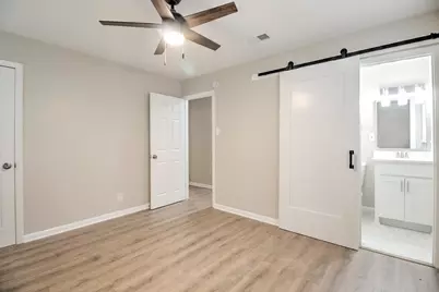 327 W McKinney Street, Pilot Point, TX 76258 - Photo 17