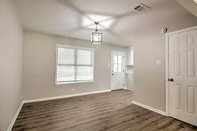 327 W McKinney Street, Pilot Point, TX 76258 - Photo 9