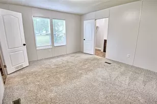 504 Fannin St, Nocona, TX 76255 - Photo 5