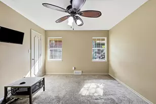 610 S Manus Dr, Dallas, TX 75224 - Photo 25