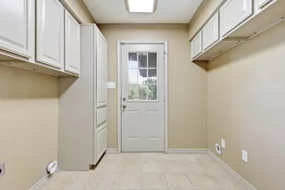 610 S Manus Drive, Dallas, TX 75224 - Photo 19