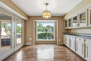 610 S Manus Dr, Dallas, TX 75224 - Photo 11