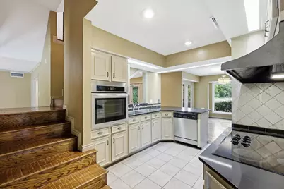 610 S Manus Drive, Dallas, TX 75224 - Photo 13