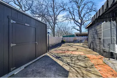 110 S Binkley Street, Sherman, TX 75092 - Photo 33