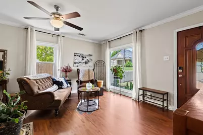 110 S Binkley Street, Sherman, TX 75092 - Photo 5