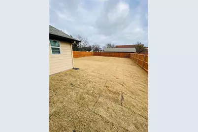 307 N Colbert Avenue, Sherman, TX 75090 - Photo 19