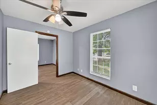 601 Royal St, Cleburne, TX 76031 - Photo 17