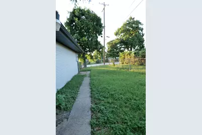 2702 Belknap Avenue, Dallas, TX 75216 - Photo 15