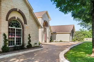 314 Cresthill Cir, Valley Mills, TX 76689 - Photo 3
