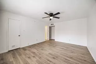2933 Silverdale Ln, Garland, TX 75044 - Photo 15